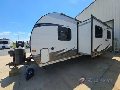 2016 Gulf Stream RV Ameri-Lite photo 2