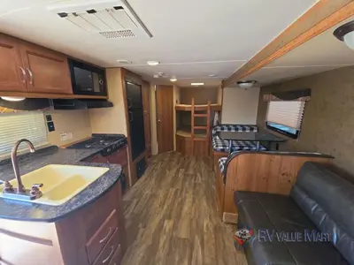 2016 Gulf Stream RV Ameri-Lite photo 10