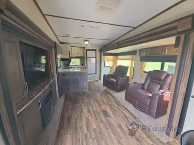 2017 Keystone RV Cougar X-Lite photo 10