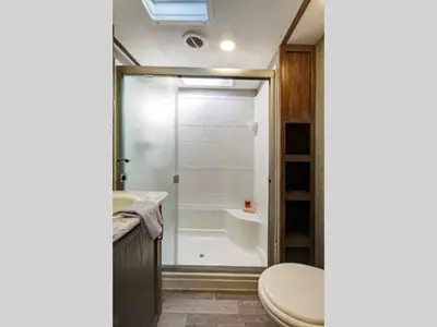 2017 Keystone RV Cougar X-Lite photo 30