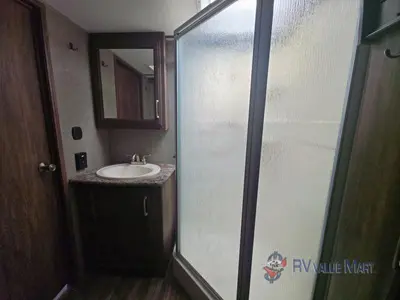 2017 Keystone RV Cougar X-Lite photo 23