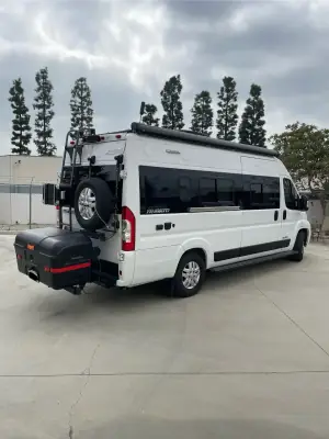 2021 WINNEBAGO TRAVATO photo 4