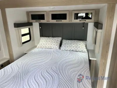 2025 Forest River RV Flagstaff Super Lite photo 17