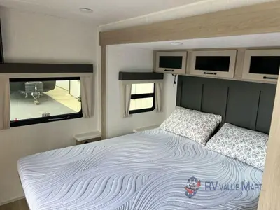 2025 Forest River RV Flagstaff Super Lite photo 14
