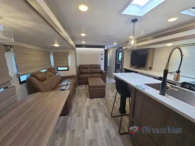 2025 Forest River RV Vibe photo 11