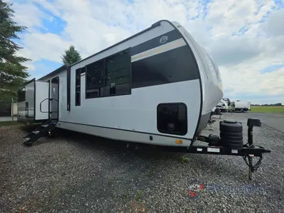 Used 2025 Forest River RV Vibe 3400XL