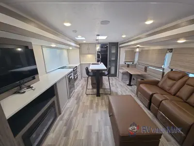 2025 Forest River RV Vibe photo 10