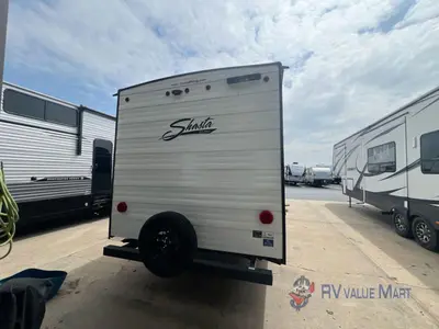 2025 Shasta RVs i-5 Edition photo 5