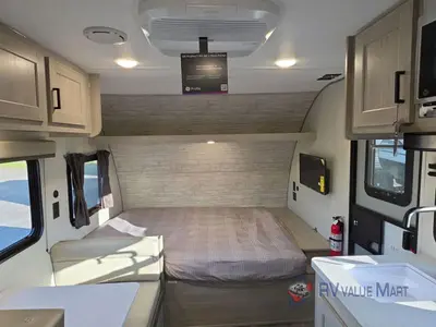 2026 Coachmen RV Catalina Summit Series 7 photo 10