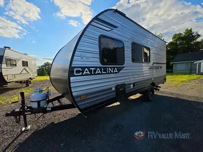 2026 Coachmen RV Catalina Summit Series 7 photo 2