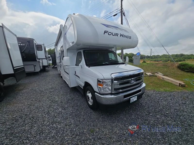2026 Thor Motor Coach Four Winds exterior