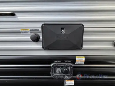 2021 Forest River RV Cherokee Grey Wolf photo 5