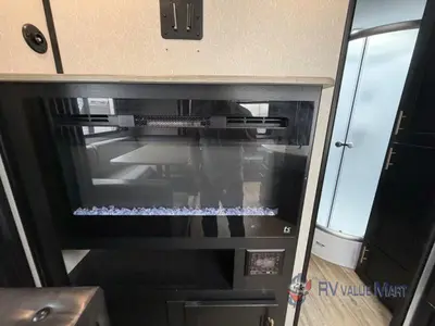 2021 Forest River RV Cherokee Grey Wolf photo 12