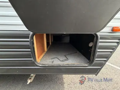 2021 Forest River RV Cherokee Grey Wolf photo 7
