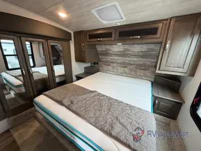 2021 Keystone RV Cougar Half-Ton photo 24