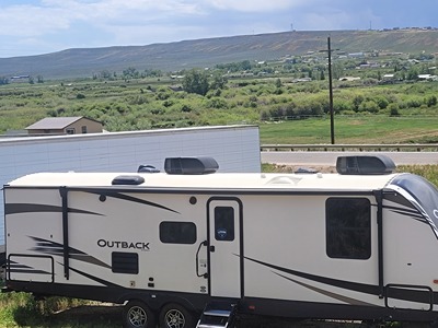 2020 KEYSTONE OUTBACK ULTRA LITE photo 2