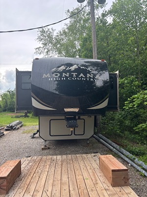 Used 2016 Keystone Montana High Country 375FL