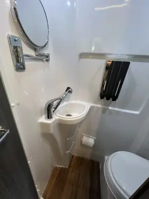 2022 AIRSTREAM INTERSTATE GRAND TOUR EXT photo 4