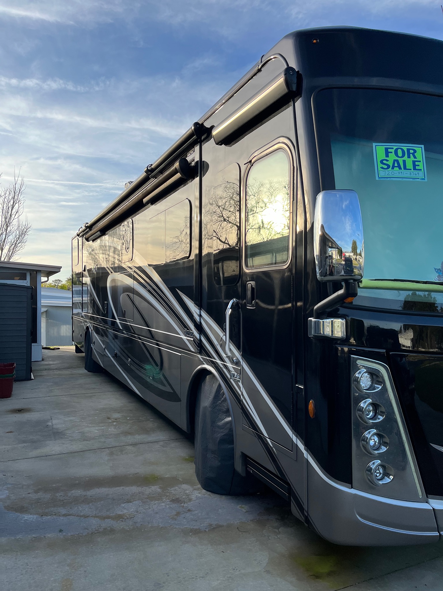 2022 THOR MOTOR COACH ARIA exterior