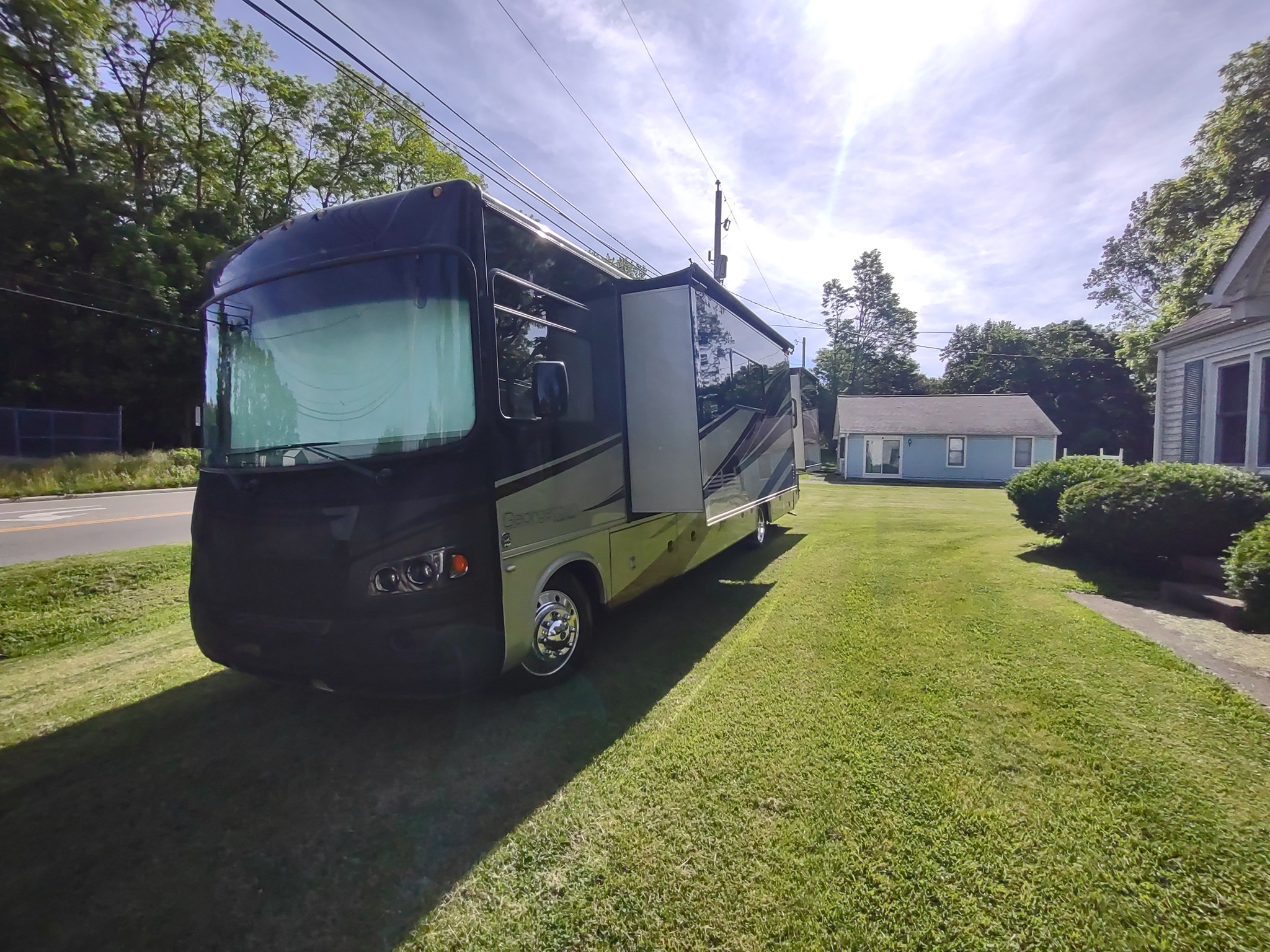 2012 FOREST RIVER GEORGETOWN exterior