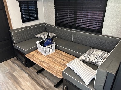 2022 COACHMEN FREEDOM EXPRESS photo 7
