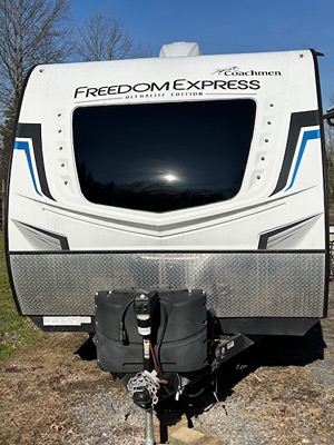 2022 COACHMEN FREEDOM EXPRESS photo 10