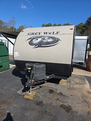 2018 FOREST RIVER CHEROKEE GREY WOLF photo 5