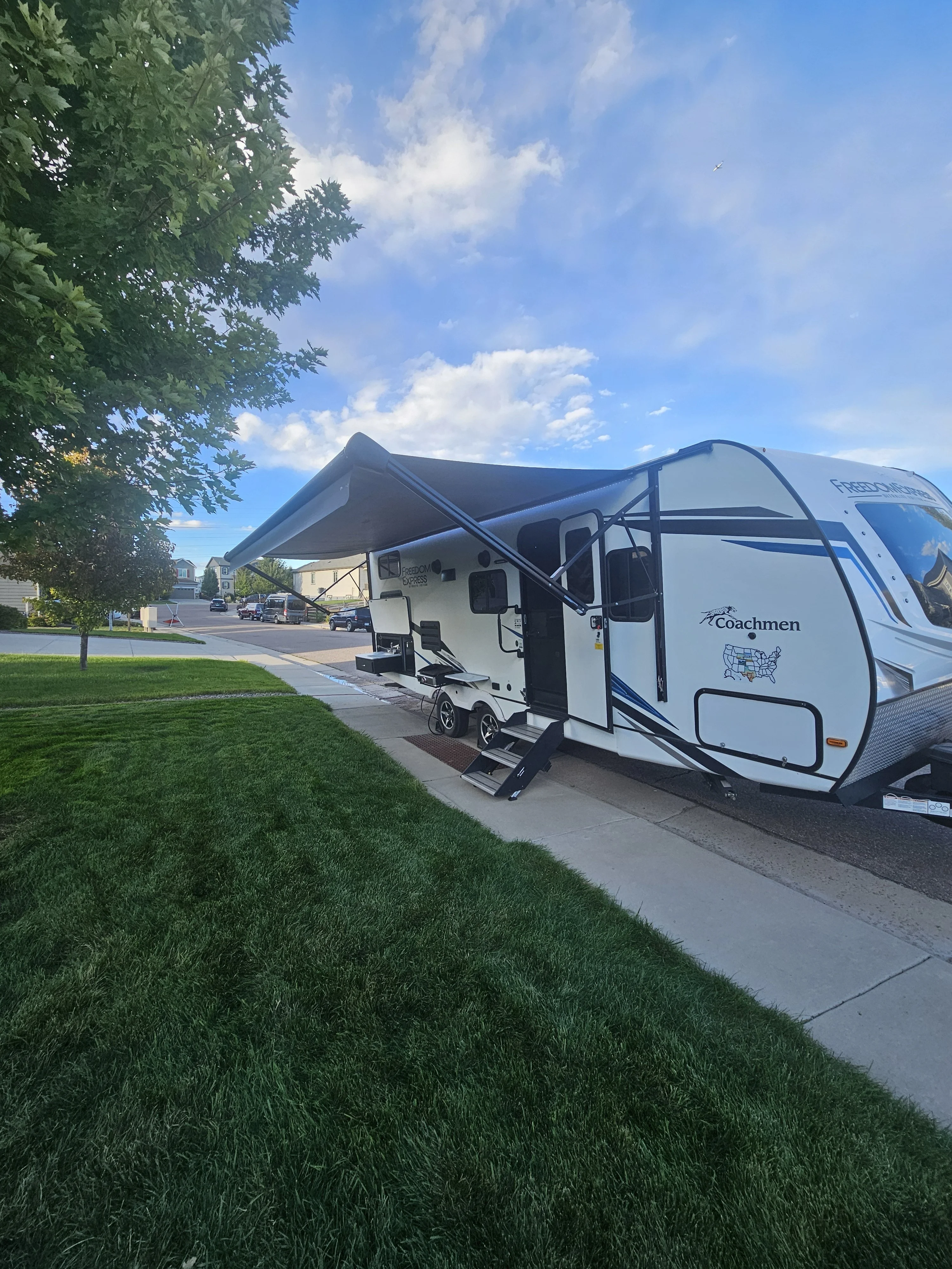 2022 COACHMEN FREEDOM EXPRESS exterior