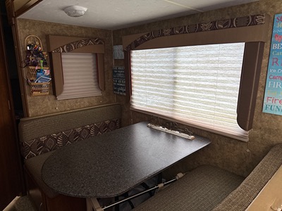 2013 COACHMEN FREEDOM EXPRESS photo 6