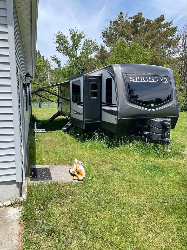 2020 KEYSTONE SPRINTER LIMITED exterior