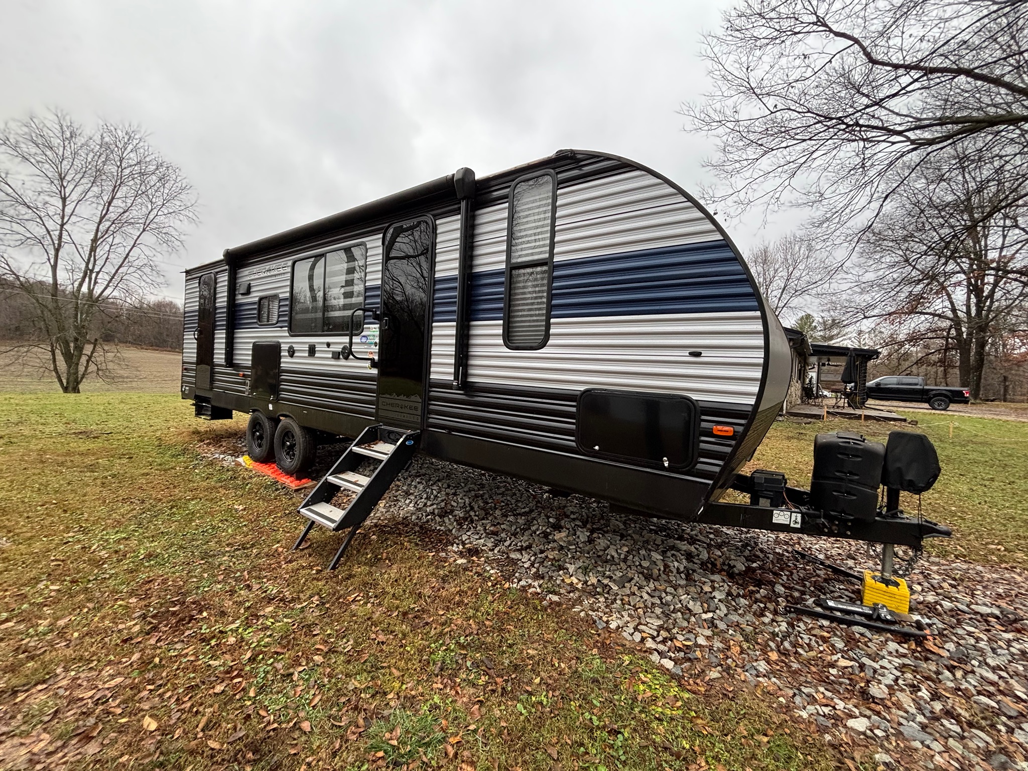 2022 FOREST RIVER CHEROKEE exterior