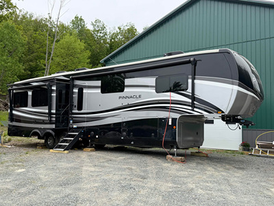 2021 JAYCO PINNACLE photo 3