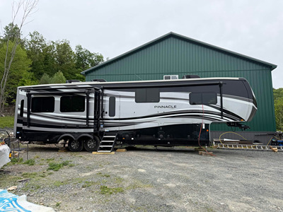 Used 2021 Jayco Pinnacle 37MDQS