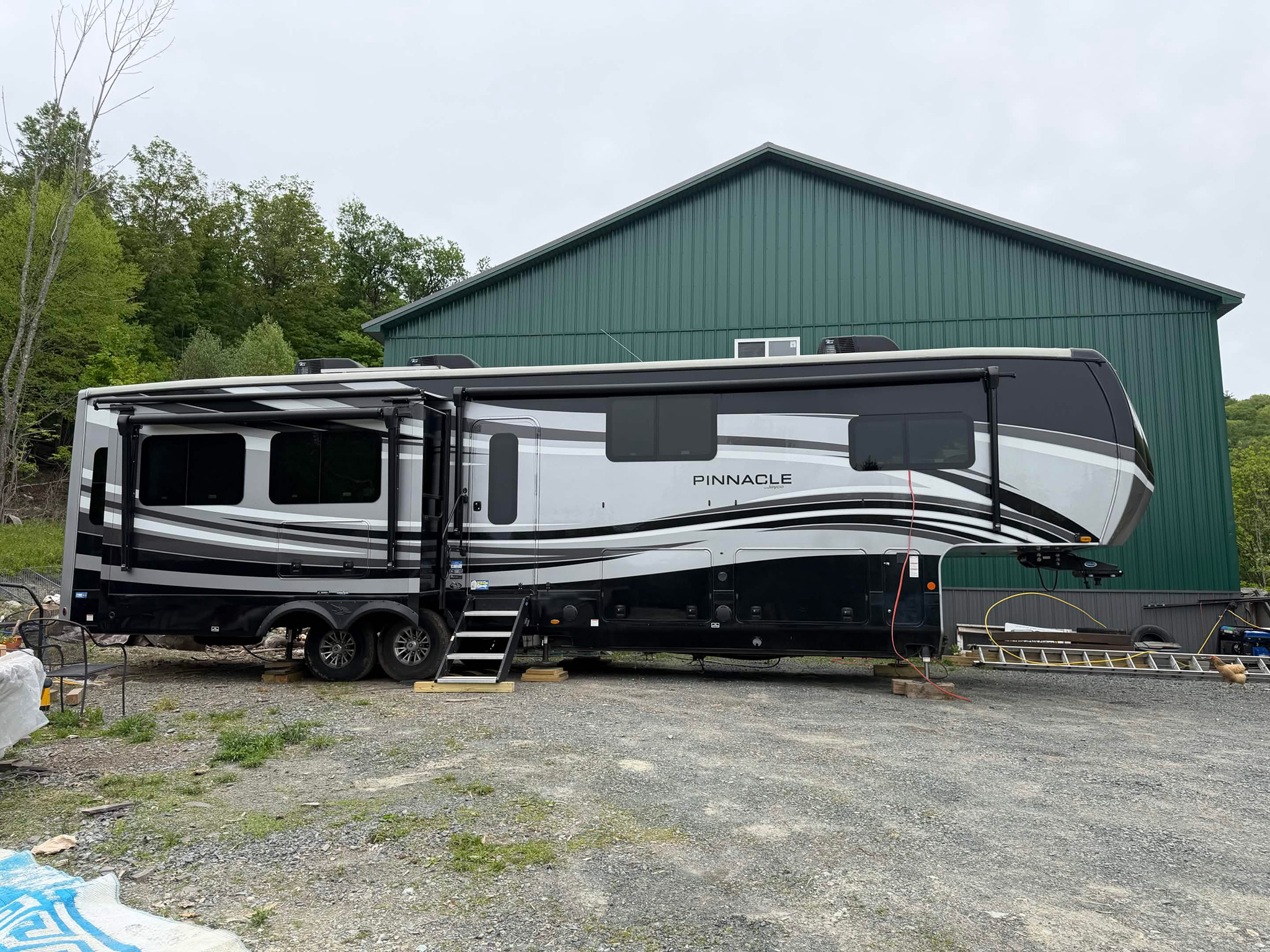 2021 JAYCO PINNACLE exterior