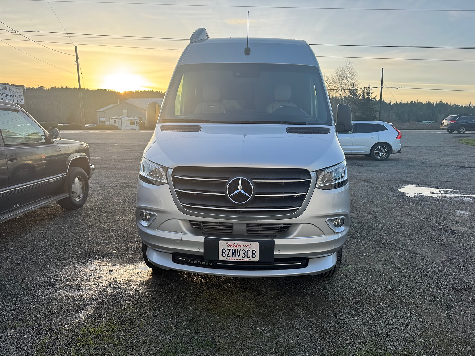 2022 AIRSTREAM INTERSTATE exterior