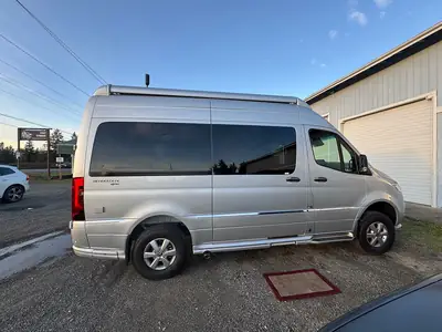 2022 AIRSTREAM INTERSTATE photo 3