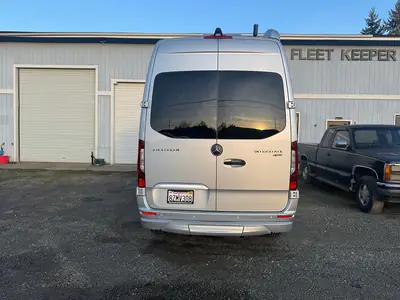 2022 AIRSTREAM INTERSTATE photo 4