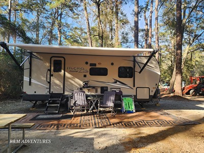 Used 2021 Forest River Flagstaff Micro Lite 25FBLS