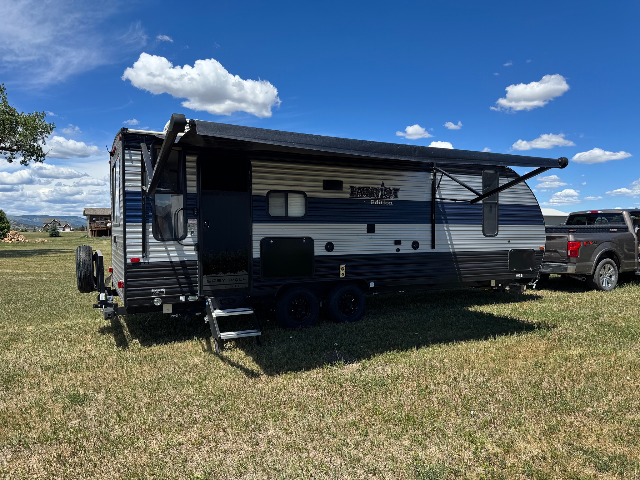 2021 FOREST RIVER CHEROKEE exterior