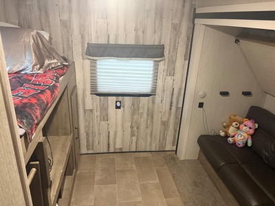 2021 PALOMINO PUMA XLE photo 4