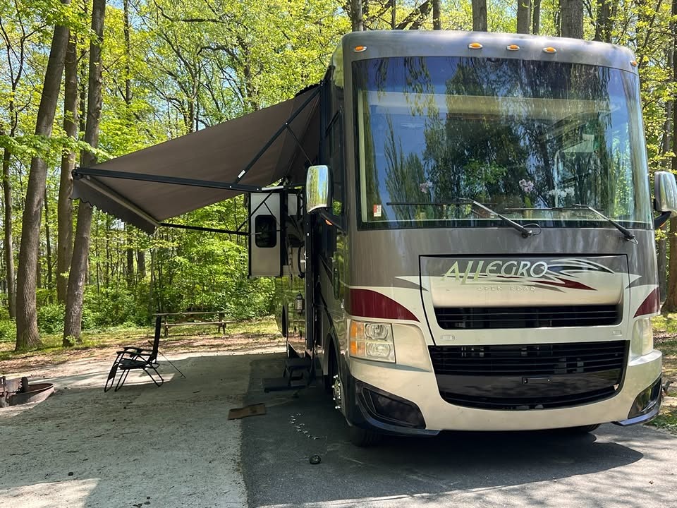 2013 TIFFIN MOTORHOMES ALLEGRO OPEN ROAD exterior