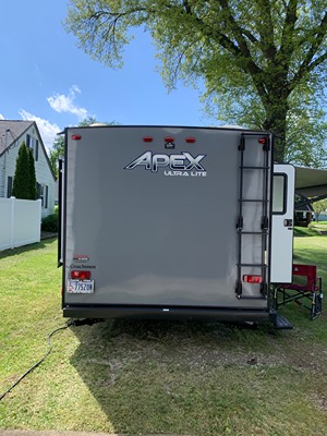 2021 COACHMEN APEX ULTRA LITE photo 4