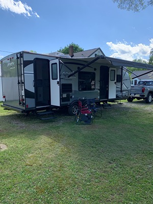 2021 COACHMEN APEX ULTRA LITE photo 3
