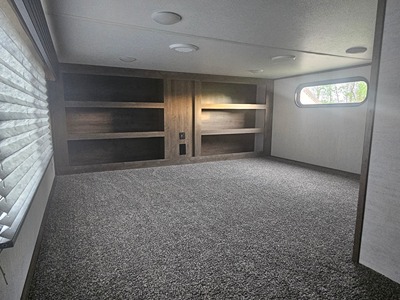 2022 FOREST RIVER SABRE photo 6
