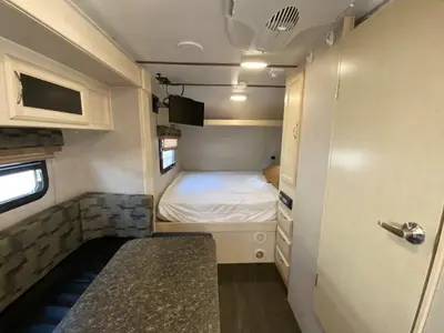 2018 Winnebago Industries Towables Minnie Drop photo 13