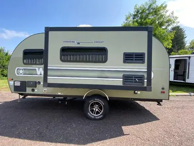 2018 Winnebago Industries Towables Minnie Drop photo 5