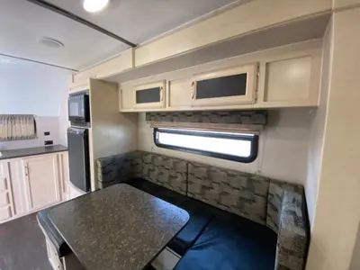 2018 Winnebago Industries Towables Minnie Drop photo 23