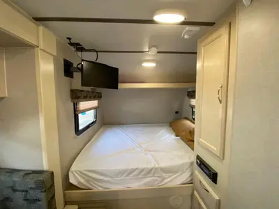 2018 Winnebago Industries Towables Minnie Drop photo 14