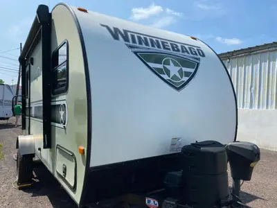 2018 Winnebago Industries Towables Minnie Drop photo 3