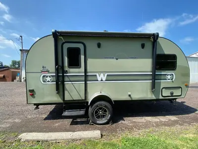 2018 Winnebago Industries Towables Minnie Drop photo 9
